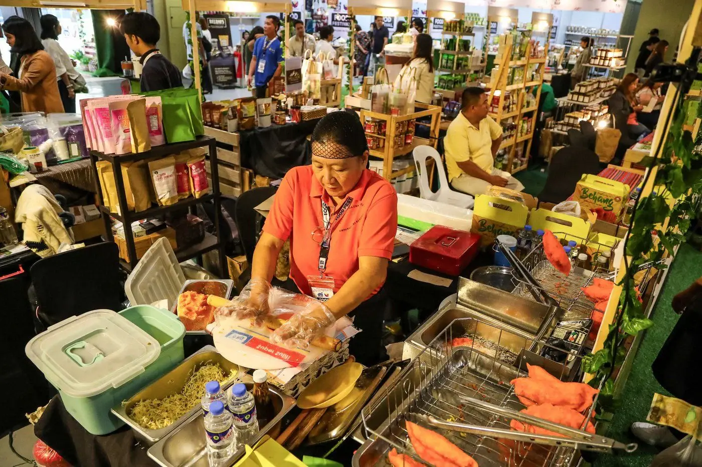 Small businesses seek financial aid amid oil crisis