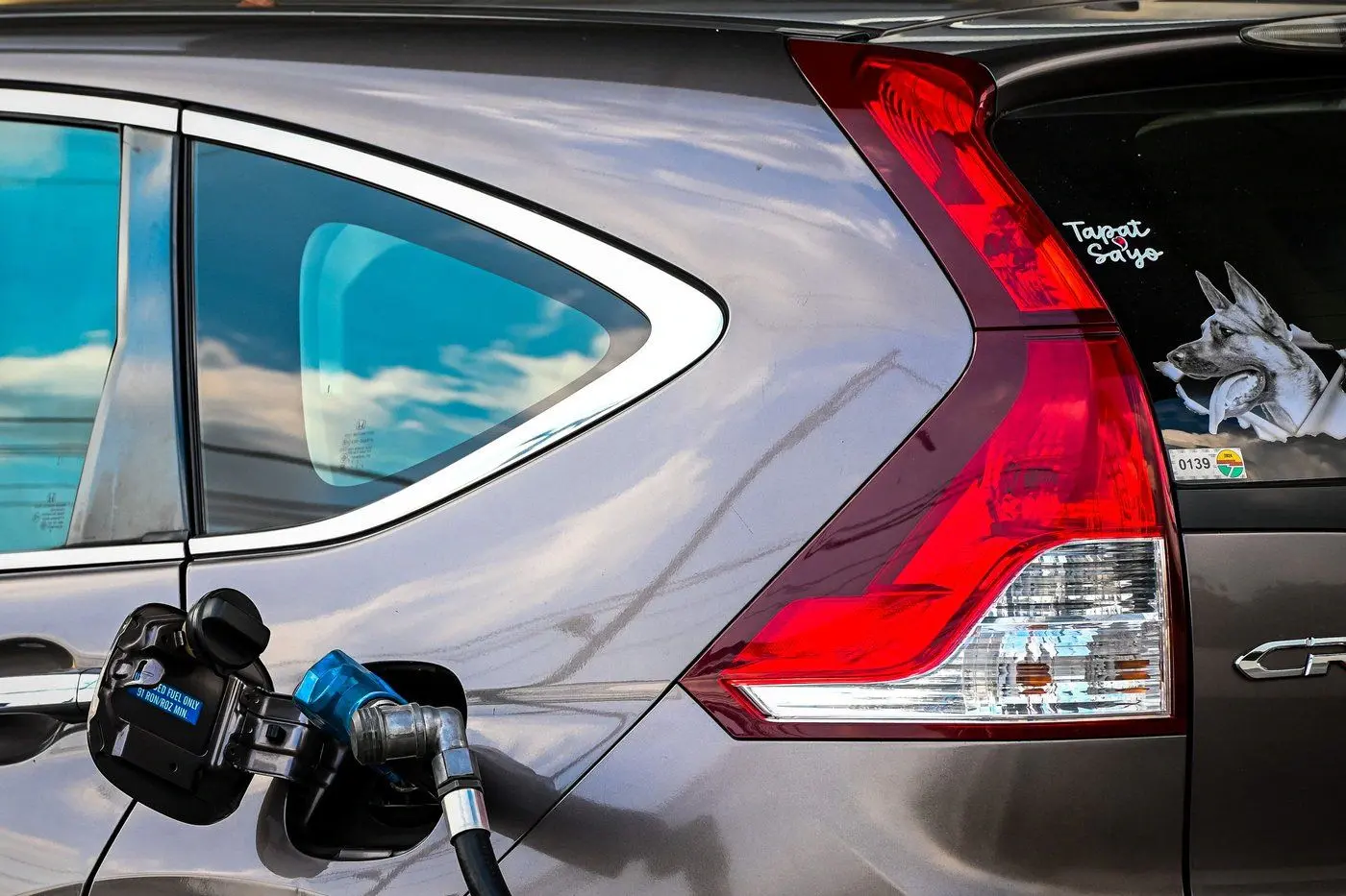 Oil rallies, stocks tumble as Trump says US to hammer Iran further